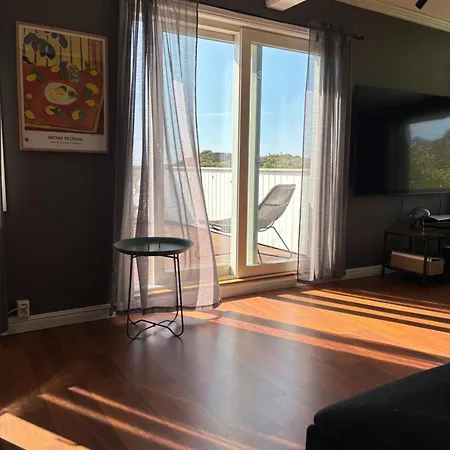 Koselig Med Unik Utsikt 아파트 *