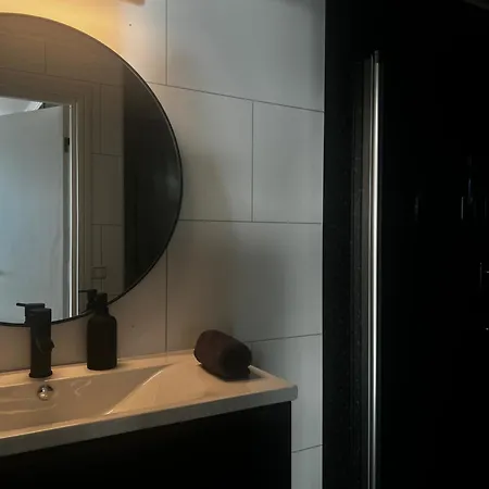 Koselig Med Unik Utsikt 아파트 Orsvag