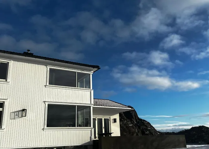 شقة Koselig Med Unik Utsikt